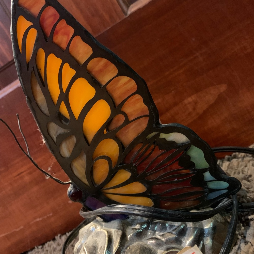 Tiffany Style Butterfly Lamp